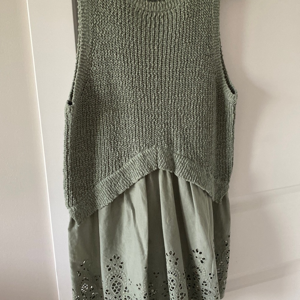 Worn twice - A Pea In The Pod Maternity Knit & Cotton Top size L